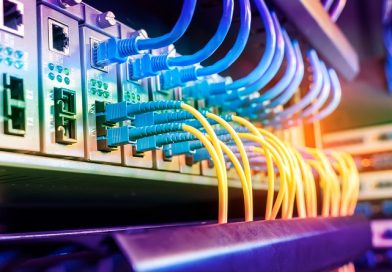 ماسک زیرشبکه (Subnet Mask) چیست؟ مثال‌ها، کاربردها، مزایا و نحوه محاسبه