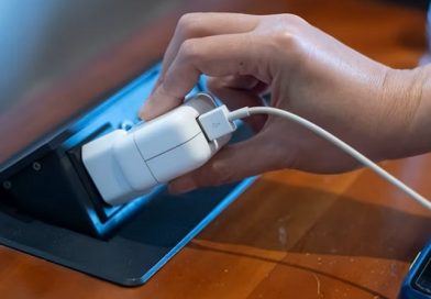 آیا وصل بودن همیشگی شارژرهای دستگاه به برق اشکالی ندارد؟ 