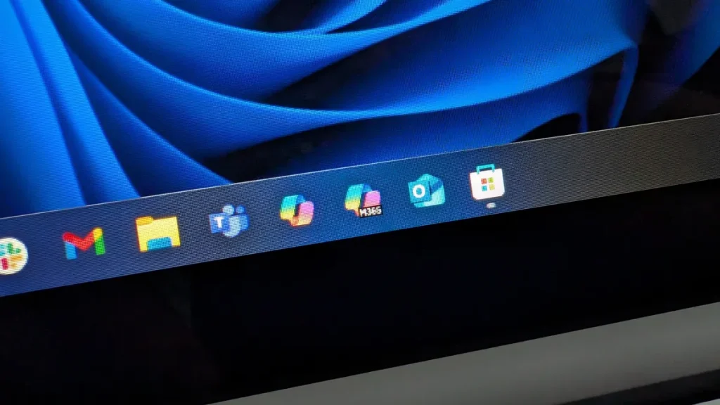 وسواس هوش مصنوعی به Windows 11 آسیب میرساند